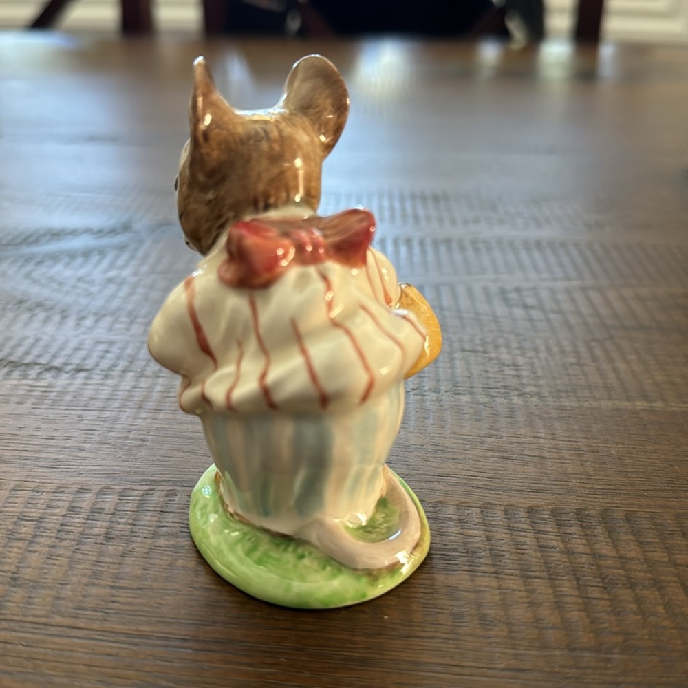 Vintage Mrs Tittlemouse Figurine, Beatrix Potter, Beswick England,1974-85 - Picture 3 of 6